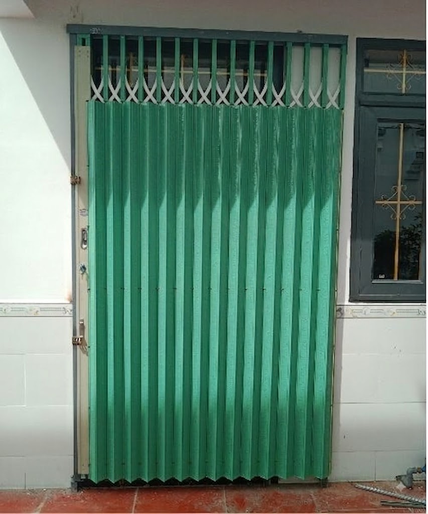 cửa xếp giá rẻ có thật sự chất lượng không ?