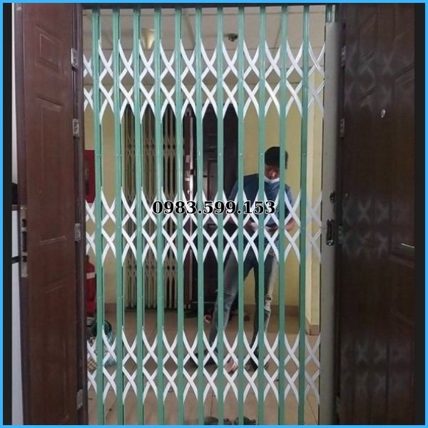Cửa kéo bị kẹt là tại vì sao ?