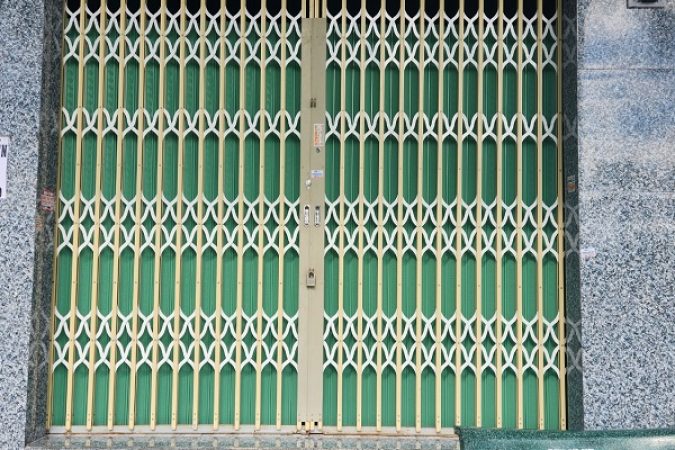 Cửa kéo có lá có các chi tiết nào?