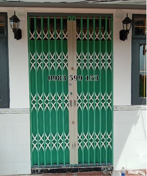 Cửa kéo nhà phố
