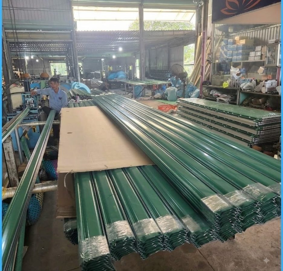 Xưởng Gia Công Cửa Kéo Có Những Loại Nào?