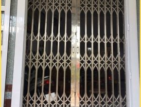 Cửa kéo Inox 304 Đài Loan có lá