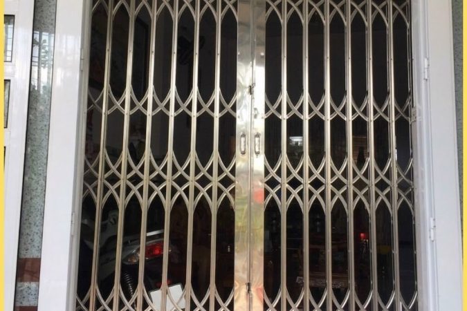 Cửa xếp inox có lá gió cao cấp – Lắp đặt miễn phí