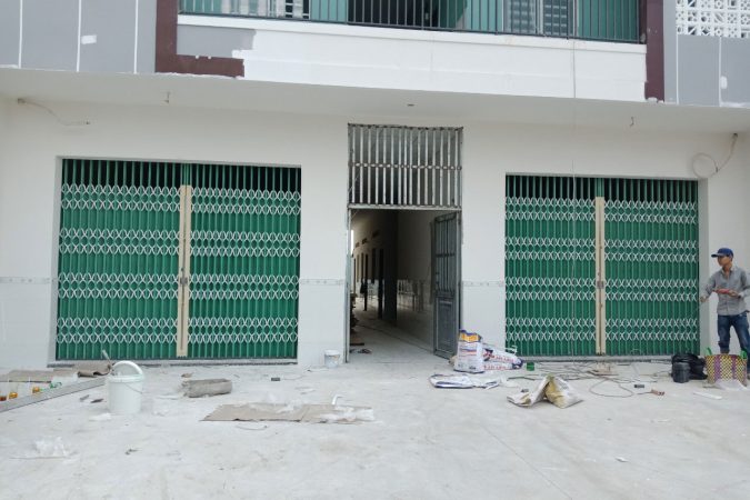 Cửa kéo công nghệ Đài Loan thi công thực tế