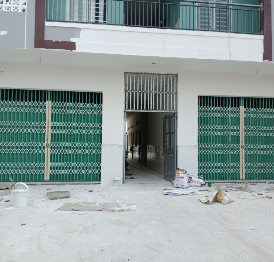Ưu điểm cửa kéo có lá có gì nổi bật?