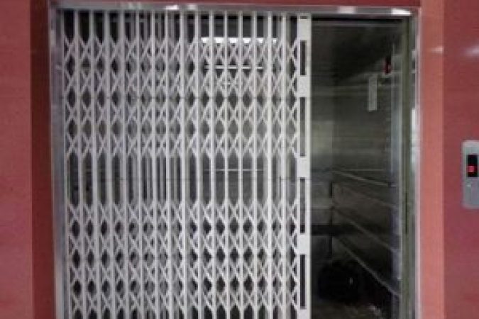 Cửa sắt kéo 1 cánh Đài Loan giá rẻ
