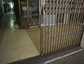 Cửa sắt bị gỉ sét khắc phục thế nào?